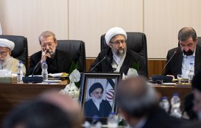 وظیفه مجمع تشخیص مصلحت نظام منافاتی با وظیفه شورای نگهبان ندارد
