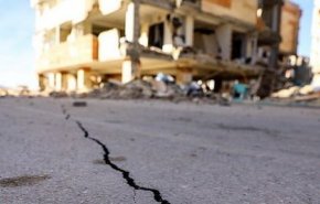 تعداد مصدومان زلزله کرمانشاه به ۷۵ تن رسید/ تعطیلی مدارس گیلانغرب

