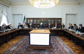 بانک مرکزی با بهره‌ گیری از تمام ابزارها، حقوق سپرده‌گذاران موسسات اعتباری را تضمین کند/ ضرورت مبارزه جدی و ریشه‌ای با موارد فساد اقتصادی