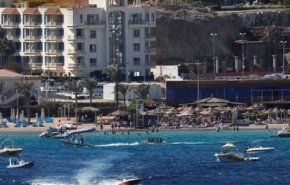 مصر تدعو بريطانيا الى استئناف الرحلات المباشرة الى شرم الشيخ 