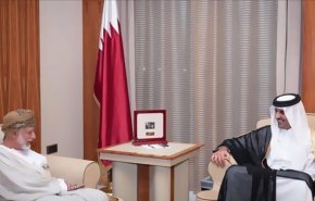 گفت‌وگوی «بن علوی» با امیر قطر درباره بحران شورای همکاری

