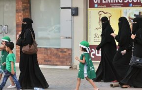سی ان ان: اصلاحات در عربستان سعودی به هدف افزایش حقوق زنان انجام نمی‌شود/ ادامه سوءاستفاده سعودی ها از زنان
