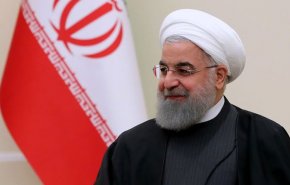 رئیس‌ جمهور: ترسی از تحریم نداریم/ موافق اعلام دلار ۴۲۰۰ تومانی نبودم 