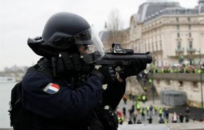 گسترش اعتراضات به استفاده پلیس فرانسه از سلاح‌های جدید علیه جلیقه‌زردها