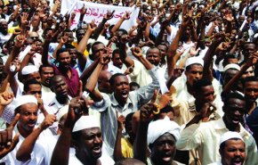 دعوة لمسيرة احتجاج نحو مقر البرلمان السوداني