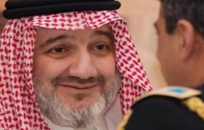 شاهد كيف ظهر الأمير خالد بن طلال مع والدته ونجله “الأمير النائم”