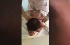 اتفاقی عجیب در چین؛ کودک 23 روزه ای که حرف می زند
