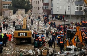 ارتفاع حصيلة انهيار مبنى في اسطنبول الى 17 قتيلا