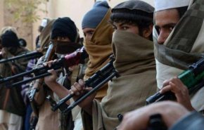 مسلحون يفجّرون خط سكك حديدية في باكستان
