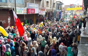 مسيرات في كشمير احتفاءً بذكرى انتصار الثورة الإسلامية