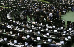 مجلس اجازه واگذاری بنگاه‌های دولتی در سال 98 را به دولت داد