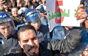 من يدير ترشح بوتفليقة لولاية خامسة