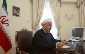 روحانی با استعفای ظریف موافقت نکرد
