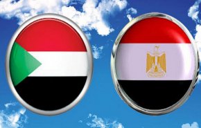 مصر تطالب مواطنيها بالالتزام بالتعليمات الجديدة في السودان
