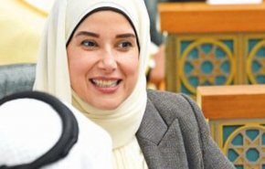 خشم گسترده از حضور دختر بن علی و همسر خالکوبی شده اش در حرم مکه