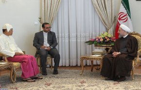 روحاني يدعو الی العودة الآمنة لمسلمي الروهينغيا