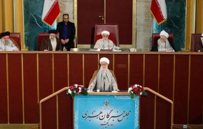 دستگاه عدالت با صلابت و قاطعیت، دوران جدیدی را که زیبنده‌ گام دوم انقلاب است آغاز کند