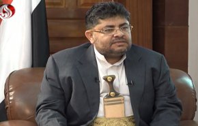 الحوثی: امروز شاهد شکست نظامی ائتلاف در همه جبهه‌ها هستیم/ جنگ علیه یمن؛ نمونه بارز نژاد پرستی و اشغالگری در قرن 21 است/ هنوز گزینه های زیادی را برای مقابله با متجاوزین در اختیار داریم/ متجاوزین اگر توانایی پیروزی در الحدیده را داشتند لحظه ای درنگ نمی کردند/ متجاوزین به هیچ مذاکره ای پایبند نیستند/ هر 8 دقیقه یک کودک یمنی می میرد