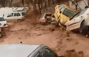 فیلمی هولناک از لحظه آغاز سیل در دروازه قرآن شیراز