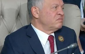 شاهد .. الرئيس التونسي ينسب ملك الأردن الى عائلة آل ثاني!