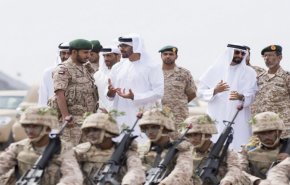 كاتب يمني يحذّر سلطنة عُمان مجدداً من مخطط “سعودي – إماراتي” قذر 