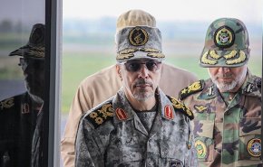 سرلشکر باقری در مناطق سیل‌زده پلدختر حضور یافت