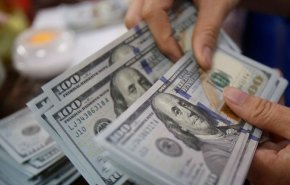 قیمت خرید دلار در بانک‌ها امروز ۹۸/۰۱/۱۸