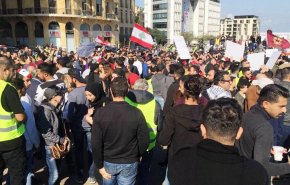 اللبنانيون:استهداف الحرس الثوري جاء بسبب دعمه المقاومة+فيديو 