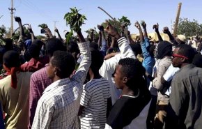 تجمع المهنيين السودانيين يطالب بإقالة رؤساء الأجهزة القضائية والنائب العام
