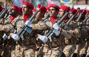 وزیر امور خارجه روز ارتش را تبریک گفت