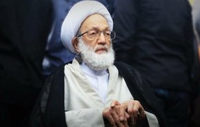 آية الله عيسی قاسم يلقب بـ