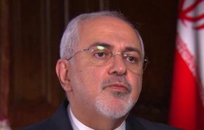 ظریف در توئیتر: آقای پمپئو! در وزارت امور خارجه هم به همین کار ادامه می‌دهی