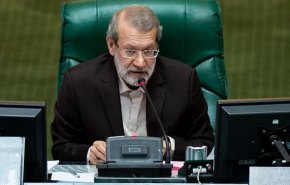 لاریجانی: ایجاد یک دیوان داوری اسلامی امری ضروری است
