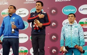 کشتی فرنگی قهرمانی آسیا؛ علیاری برنز گرفت/ قهرمانی شاگردان بنا با 4 طلا و 3 برنز

