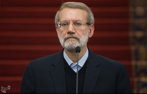 لاریجانی: ایران طبق برجام غنی سازی اورانیوم را ادامه می‌دهد
