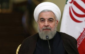روحانی: مرمت ساختمان‌ها در مناطق سیل زده تا پایان تیرماه انجام شود