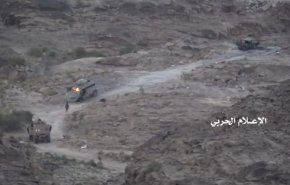 شاهد كيف يهرب السعوديون ومرتزقتهم تاركين قتلاهم 