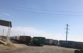 توقف کامیون‌های باری تاجیک پشت مرزهای ترکمنستان و ازبکستان
