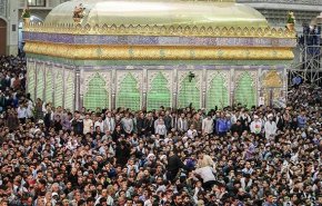 مراسم سالگرد ارتحال امام خمینی(ره) با حضور پرشور مردم آغاز شد