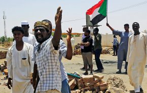 سودان دوباره ناآرام شد/ آغاز نافرمانی مدنی و تیراندازی به معترضان