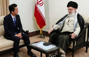 رهبر انقلاب: ترامپ را شایسته مبادله پیام نمی‌دانم و با آمریکا مذاکره نخواهیم کرد