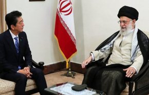 توکیو: دیدار آبه و رهبر معظم ایران در فضایی گرم برگزار شد