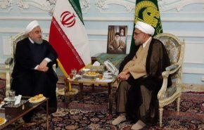 دولت برای ارائه خدمت بهتر به زائران و مجاوران حرم مطهر رضوی در کنار تولیت آستان قدس رضوی است