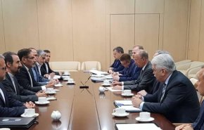 شمخانی: در برابر بدعهدی طرف مقابل، گام به گام تعهدات برجامی خود را کاهش می‌دهیم/ تأکید روسیه بر ضرورت جلوگیری از مداخله غیرقانونی آمریکا در سوریه
