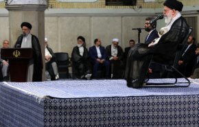 پیشنهاد مذاکره فریب آمریکا برای خلع سلاح و عوامل اقتدار ملت است