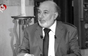 پاسخ کوبنده نویسنده عرب به تحریم های ترامپ علیه رهبر انقلاب