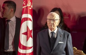 رئیس جمهور تونس با وزیر دفاع این کشور تلفنی  صحبت کرد