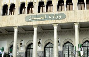 العدل الجزائرية تطلب رفع الحصانة عن أمين عام التحرير الوطني
