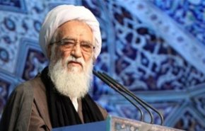 آیت‌الله موحدی کرمانی: دعا باید منبعث از عشق به خدا باشد