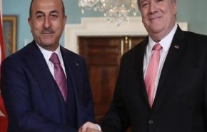 گفت‌وگوی تلفنی چاووش‌اوغلو و پامپئو درباره اف-35 و سوریه
